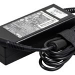 HP 90W 19.5V power adapter/inverter Indoor Black