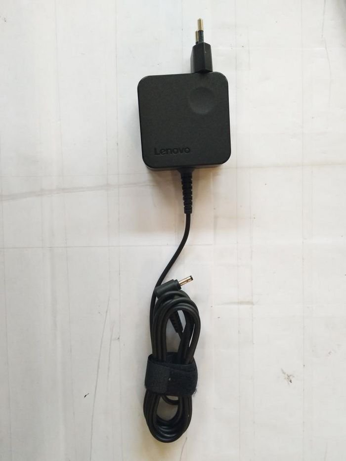 FRU01FR1243370-1 Adapter PA 1450-55LU 20V2.2 - Image 1