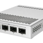 Cloud Router Switch (RouterOS L5), desktop Encl.