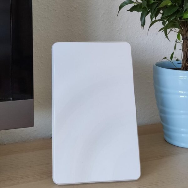 DA-2200 indoor UHF antenna.  Active. Lte Ready UHF 470-790  Mhz - EU