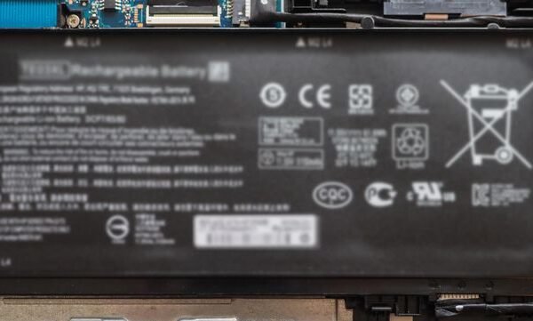 Battery, 60WHR, 4 Cell,  Lithium Ion DM3WC, Battery