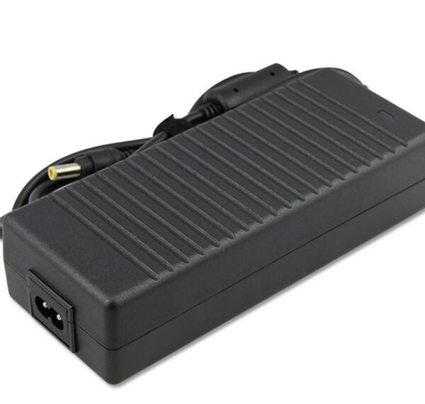 CoreParts MBA50195 power adapter/inverter Indoor 135 W Black