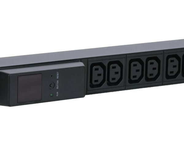 19" rack mount power strip,  1U, 16A with 10 x C13 socket,  AMP meter and 3m cable with Commando plug