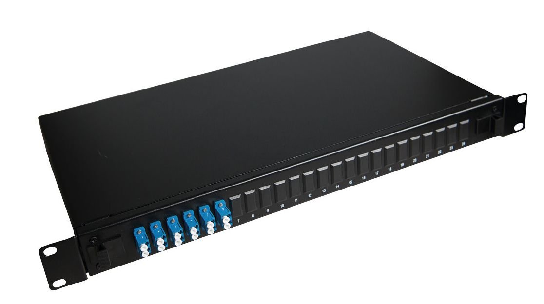 Img_27165886.jpg Fibre patch panel 19" 1U with 6 x LC duplex Singlemode connectors - Image 1