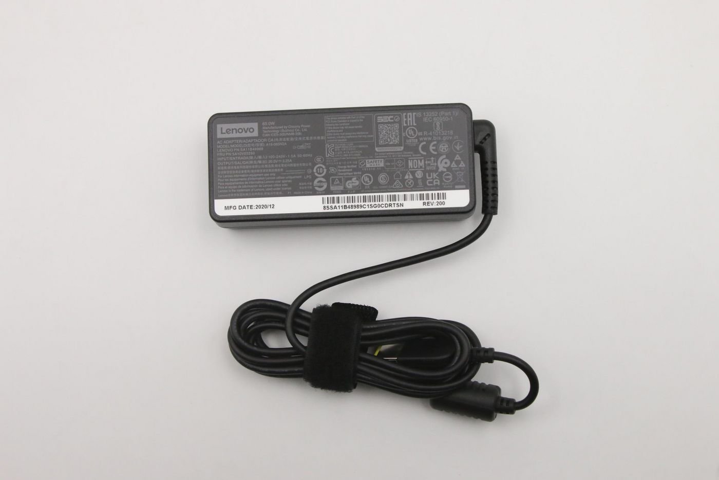 Img_32565599.jpg 65W AC adapter with Rectangle Plug - Image 1