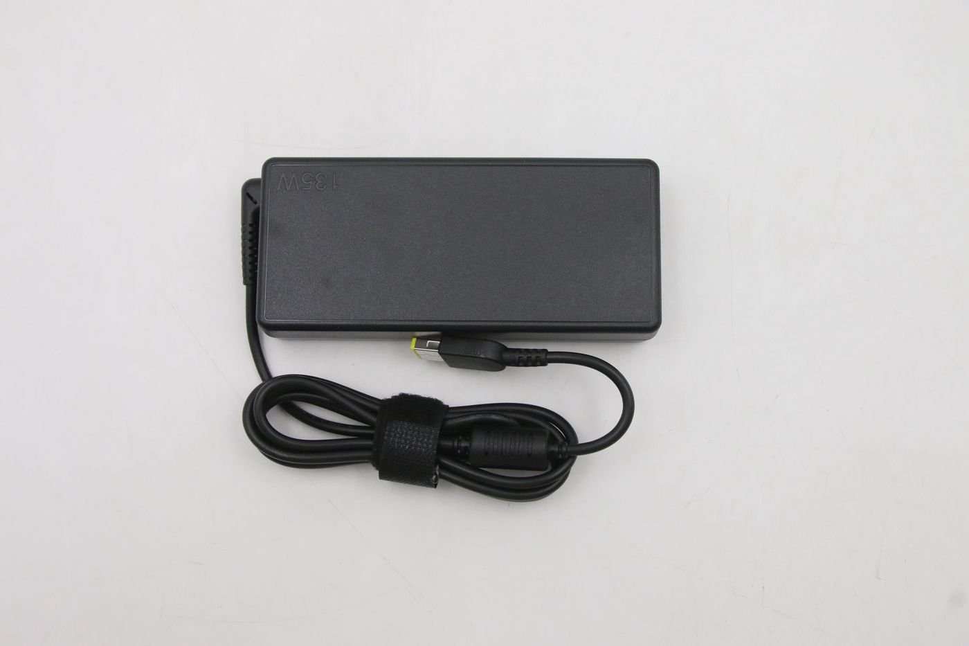 Img_32565602.jpg 135W AC adapter charger for Lenovo notebooks - Image 1