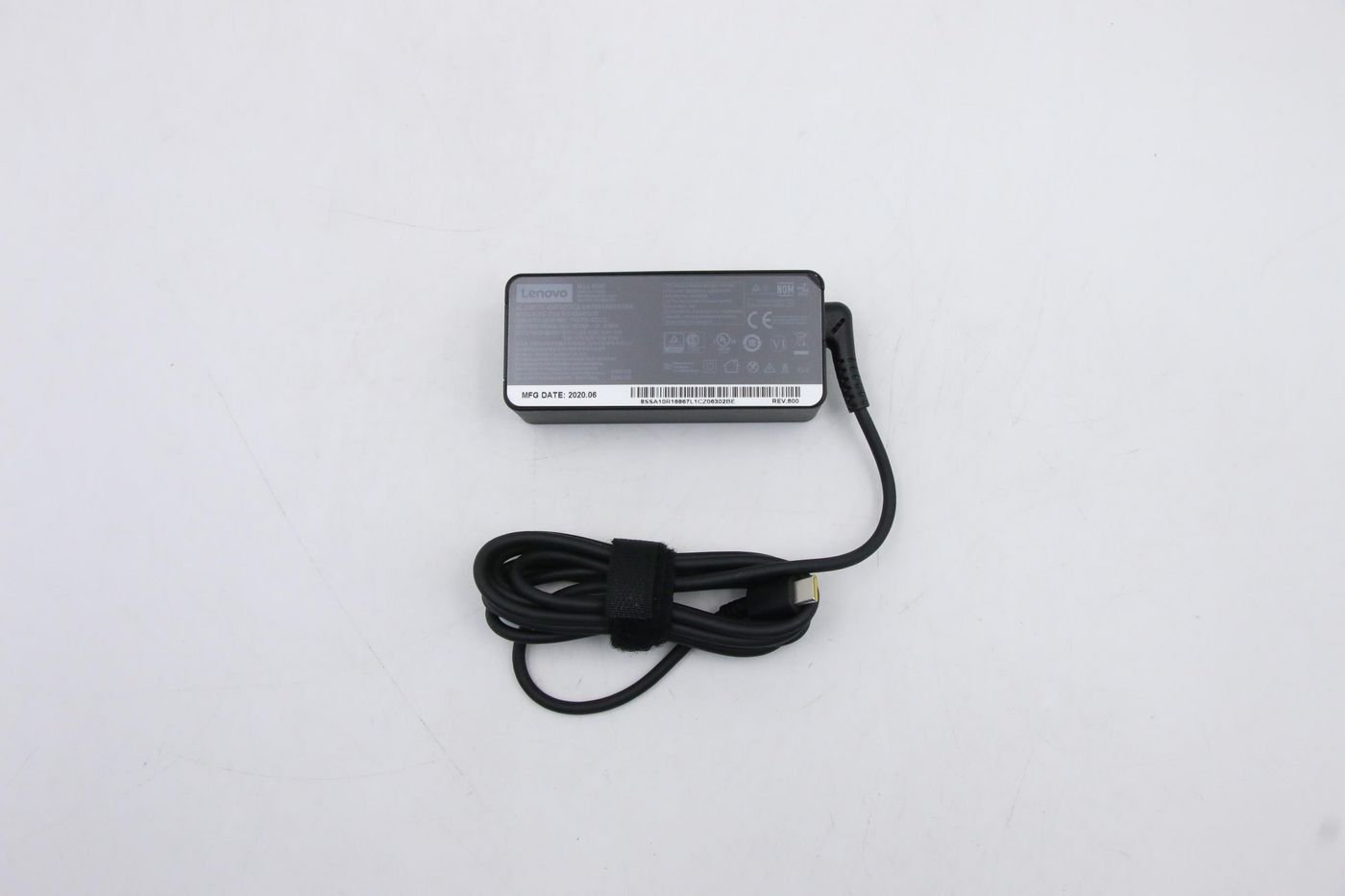 Img_32630121.jpg 45W USB-C AC adapter with PD 3.0 support 45W 2pin NON-PCC ac adapter FRU - Image 1