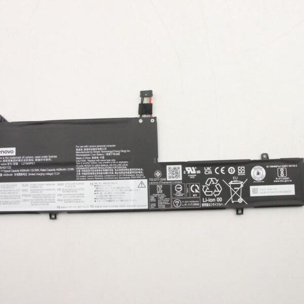 3-cell lithium-ion battery  52.5Wh 11.52V