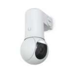 3/4" conduit adapter for  wall-mounted G5 PTZ  installations.
