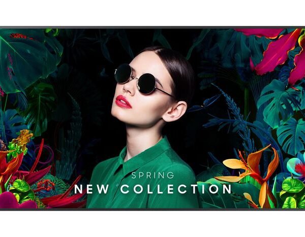 QM85C Digital signage flat  panel 2.16 m (85") LCD Wi-Fi  500 cd/m? 4K Ultra HD Black Tizen 24/7