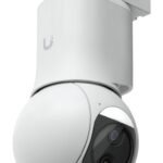 All-weather, 4K dual-lens  camera with 10x hybrid zoom,  1/1.8" 8MP image sensor, Multi-TOPS AI Engine, and ultra-low latency