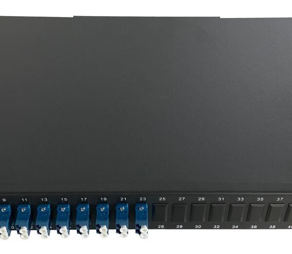 Fibre patch panel 19" 1U with  12 x LC duplex Singlemode  connectors