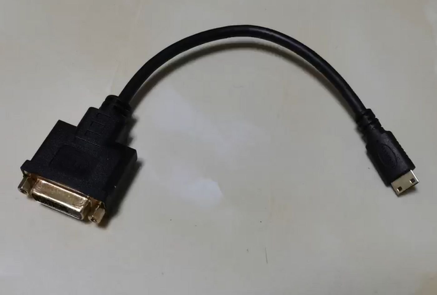 Img_36715817.jpg Adapter Mini-HDMI (male) to DVI-D (Female) - Image 1