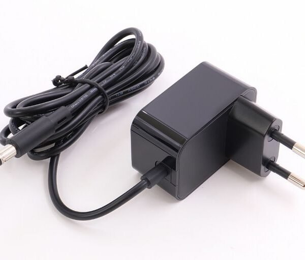 Power Adapter 12W 12V 1A  Plug: 5.5*2.5 EU Wall 12W 12V  1A Plug: 5.5*2.5 EU Wall