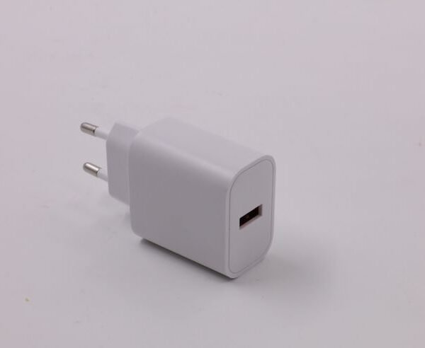 USB Power Adapter White 18W 5V/2.4A, 9V/2A, 12V/1.5A  EU Wall - White with Quick Charge Function QC 3.0