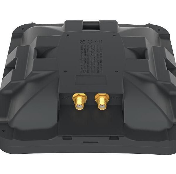 mANT LTE 5o 5dBi LTE antenna with two SMA connectors