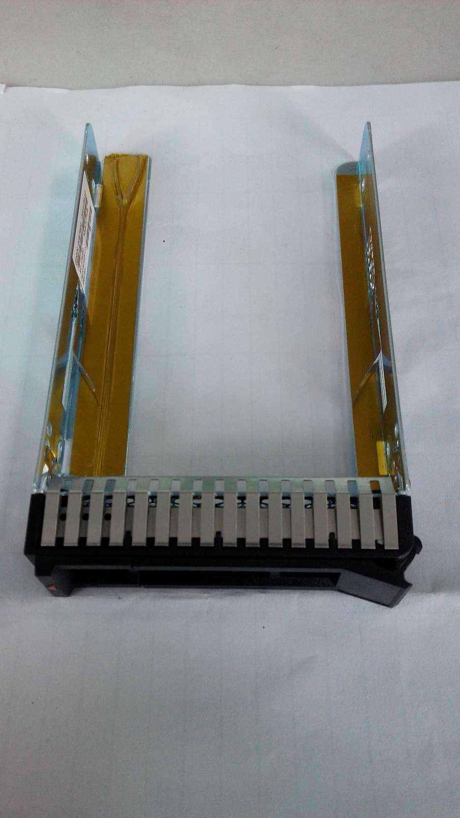 Img_26303723.jpg 2.5" HotSwap Tray SATA/SAS for IBM/Lenovo System - Image 1