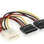 1 SATA TO 2 X  4 PIN POWER   FEMALE 0,15M