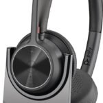 Voyager 4320 USB-C Headset  +BT700 dongle +Charging Stand