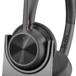 Voyager 4320 USB-C Headset  +BT700 dongle +Charging Stand