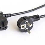 Power Cord CEE 7/7 - Angled  C15 1,5m black Power Cord  Schuko Angled - Angled C15, 1,5m black