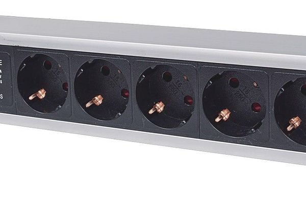19" 1.5U Rackmount 6-Output Power Distribution Unit (PDU)